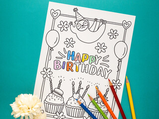 お誕生日塗り絵と色鉛筆