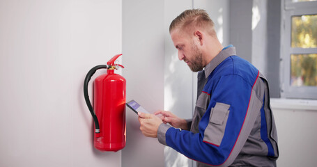 Installing Emergency Fire Extinguisher To Ensure Workplace Security
