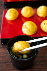 明石焼きを食べる