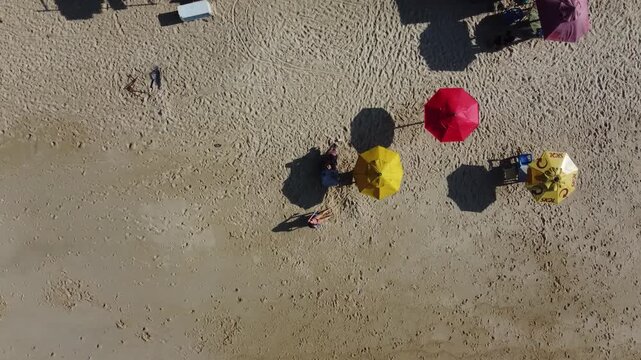 Imagens a&eacute;reas captadas por drone da Praia do Pocinho, uma praia pouco conhecida no litoral leste de Fortaleza, Cear&aacute;.