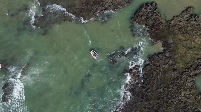 Imagens a&eacute;reas captadas por drone da Praia do Pocinho, uma praia pouco conhecida no litoral leste de Fortaleza, Cear&aacute;.