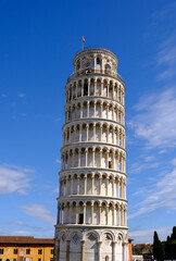 Leaning Tower of Pisa under a clear blue sky in Italy