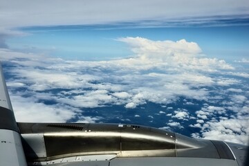 機内から見下ろす雲海