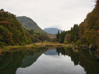 塔のへつりの紅葉