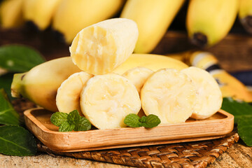 Sweet Scented Emperor Bananas from Guangxi Hainan China Sliced Fresh Tropical Fruit with Mint