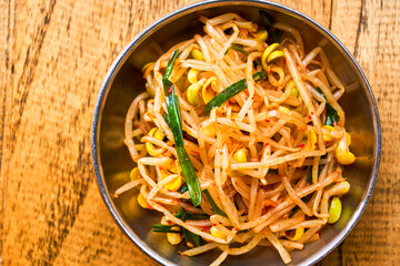 Spicy bean sprouts