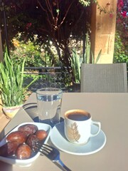 breakfast in the garden