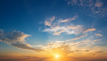 Obraz premium Beautiful Sky Background Sunset Sunrise Sky With Light Clouds And Real Sun