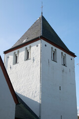 Turm der Kirche St. Johannes Baptist in Mechernich in der Eifel