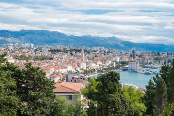 Beautiful view of the Adriatic Sea in Split, Croatia, from the Ka&scaron;telanska vidilica mountain park, Marijan Park Viewpoint.