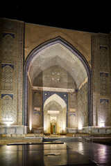 Treasures of Samarkand architecture on the Silk Road in Uzbekistan, Bibi-Khanym Mosque