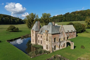 vue aérienne de la chartreuse du Mont Dieu, dans les Ardennes, les fondations datent du XIème...