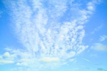 New Zealand Sky Replacement Flow of Light Clouds