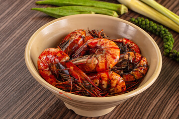 Roasted tiger prawns with garlic