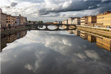 arno river in florence italy