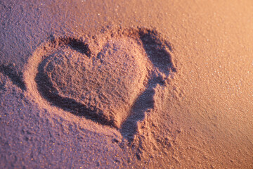 Heart with Arrow Motif Stick-Drawn in Beach Sand, True-to-Life Edges and Natural Texture &ndash; great for wedding keepsakes