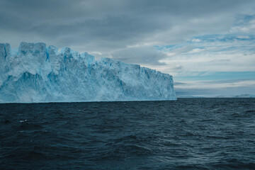 Endless White Horizon of the Frozen Continent