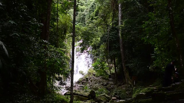 Huai To Waterfall is located in Khao Phanom Bencha National Park. It is the most beautiful waterfall in the park. Its source comes from the Phanom Bencha mountain range