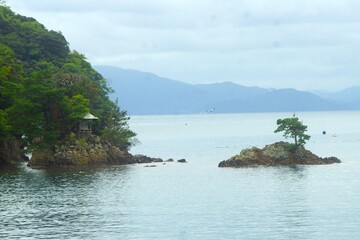 伊根の町並み（伊根湾クルーズから見た風景）