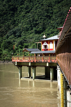 Char Dham's Guardian Guardian: Dhari Devi Temple in Mandakini River