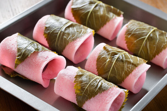 桜餅 Images – Browse 5,332 Stock Photos, Vectors, and Video