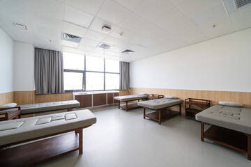 massage bed in a TCM clinic