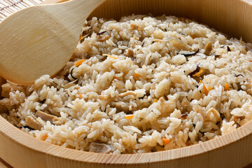 鶏ごぼう混ぜご飯