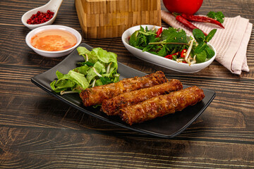 Fried Vietnamese spring roll with special sauce