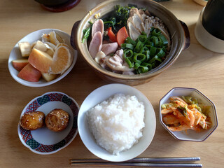 Japanese cuisine - Hot pot - Chicken Mizutaki set meal (with small side dish and dessert) / 和食・日本料理の鍋料理～若鶏の水炊きの定食御膳(小鉢料理，デザート付き) - 年末年始の忘年会・新年会プラン