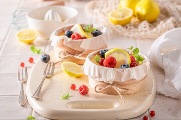 Tasty New York cheesecake flavored with lemon and cheese.