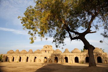 Fototapeta premium ancient hampi ruins
