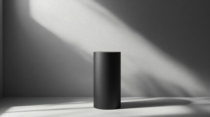 very minimalistic background, column stage against the wall