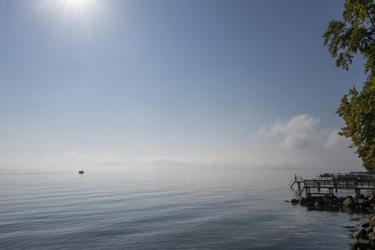 Jetty, jetty, jetties, windless, sunny day, Humbleb&aelig;k, Niv&aring; Bugt, Hovedstaden, &Oslash;resund coast, Denmark