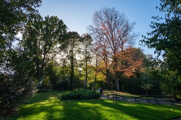 Couleurs d'automne et œuvre d'art au Jardin des Plantes de Nantes