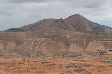 Paisaje &aacute;rido entre Caldereta y Vallebr&oacute;n, norte de Fuerteventura