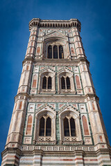 the facade of the cathedral of santa maria del fiore in florence