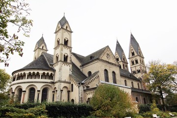 Die Basilika Sankt Kastor in Koblenz.