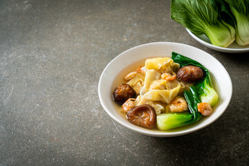 pork dumpling soup with shrimps and vegetable