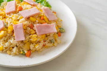 fried rice with ham and mixed vegetable (carrot, green bean peas, carrot)