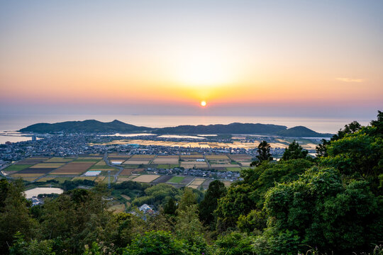 金刀比羅神社展望台から見る福津市の夕景