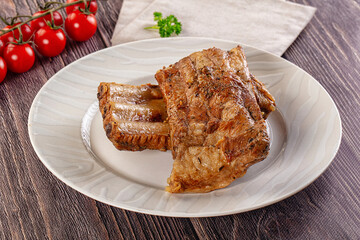 Steamed pork ribs with spices