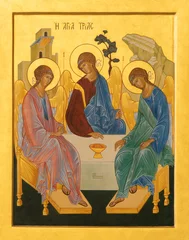 Schilderijen op glas Jezus Christus AMALFI, ITALY - OCTOBER 3, 2025: The ikon of Holy Trinity (Abraham Hosts the Tree Angels) in the Domo by unknown artist.   © Renáta Sedmáková