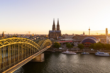 Naklejka premium Cologne Cityscape during summer