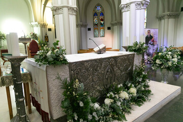 boda, decoraciones, celebraciones, mesa, beldad, interiors, hermoso, altar, iglesia, religión, símbolo, ara, house of god, religiones, ceremonia, nupcial, arquitectura, ara, mesa, sagrado, flores