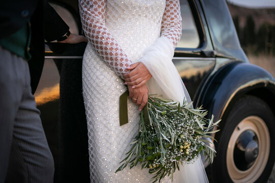 boda, novia, novio, amor, par, ramo, mujer, auto, ceremonia, mano, romance, casado, esposos, celebraciones, beldad, esposa