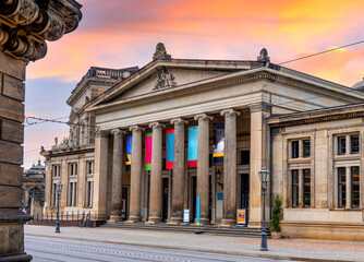 Dresden, Altstädtische Hauptwache (Schinkelwache), Theaterplatz