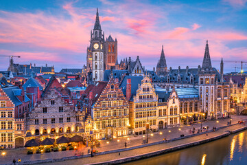 Naklejka premium Ghent, Belgium old town cityscape from the Graslei 843