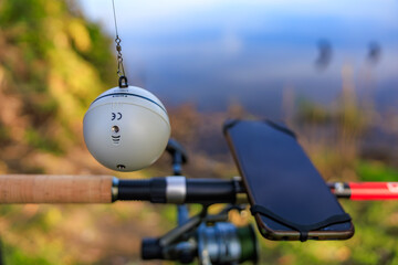 Bluetooth and WiFi fishing sonar transducer for anglers