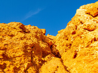 Bizarre Gesteine in der Algarve