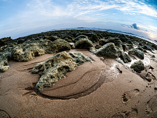 Bizarre Gesteine in der Algarve